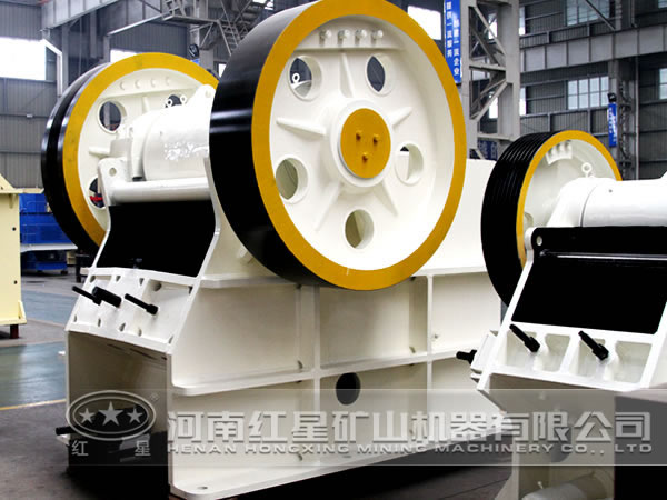 硅藻土顎式破碎機(jī)