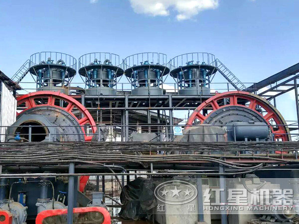 節(jié)能環(huán)保球磨機生產(chǎn)現(xiàn)場實拍