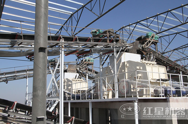 石灰石破碎生產(chǎn)客戶現(xiàn)場