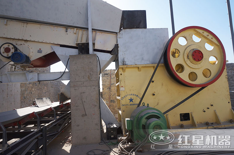 鄂破機作業(yè)現(xiàn)場
