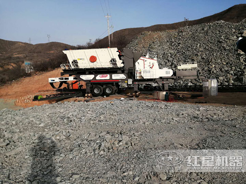 移動制砂機作業(yè)現(xiàn)場