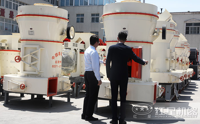 客戶來(lái)廠參觀選購(gòu)磨粉設(shè)備