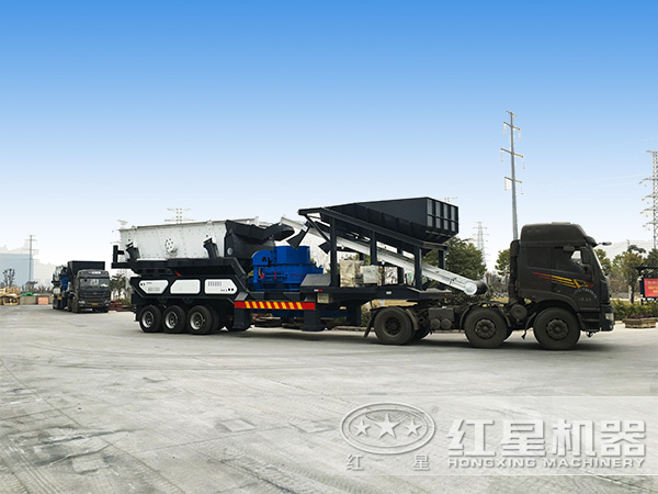 發(fā)往山西的花崗巖移動制砂機(jī)