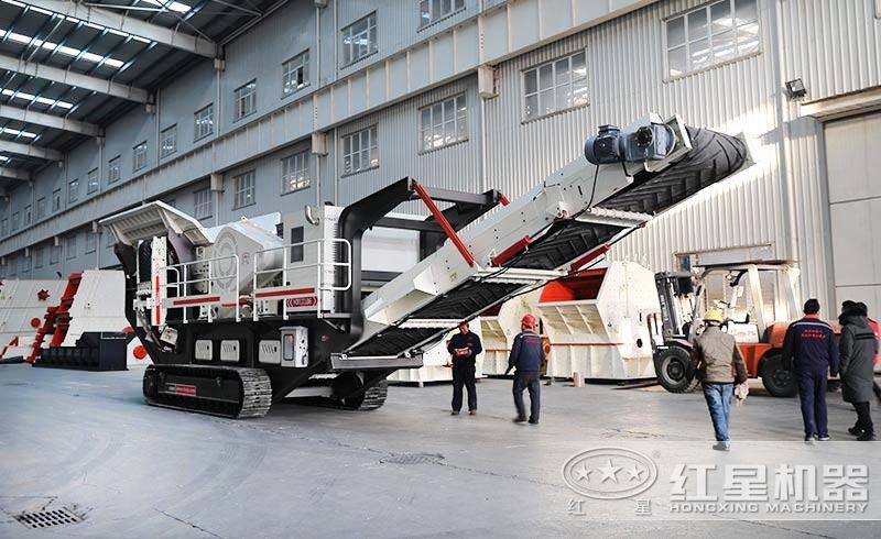 履帶式巖石破碎機(jī)