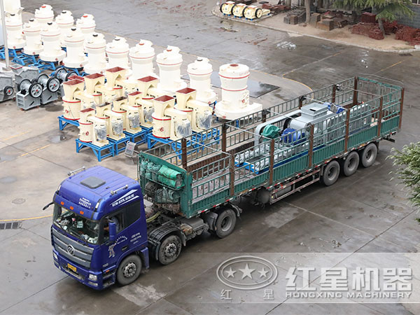 時產(chǎn)20噸雙輥破碎機發(fā)貨