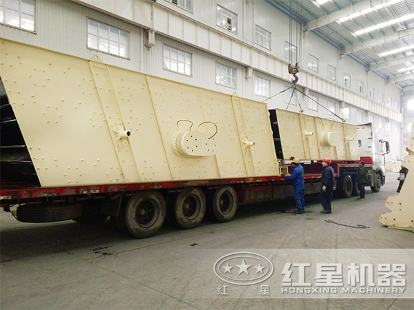 振動(dòng)篩發(fā)貨現(xiàn)場(chǎng)