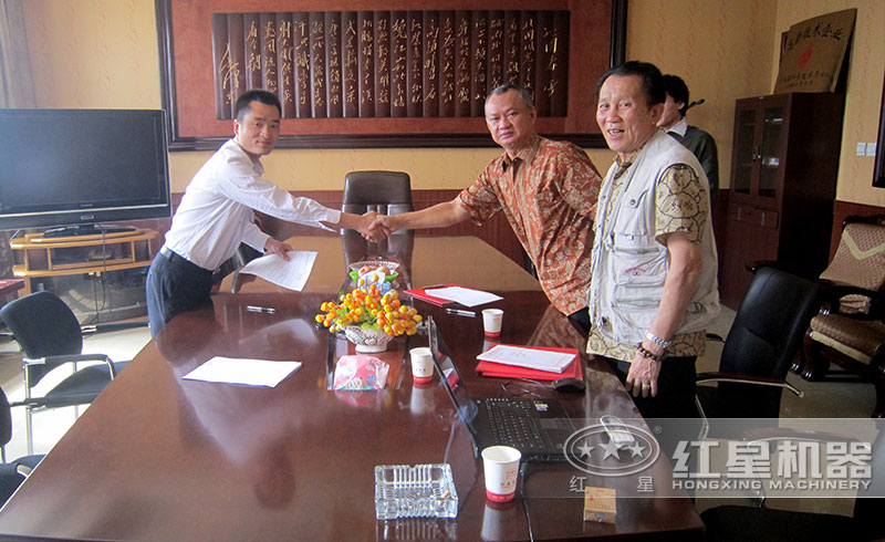 用戶來訪參觀、選購