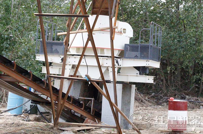 設(shè)備安裝完成，準(zhǔn)備投入生產(chǎn)