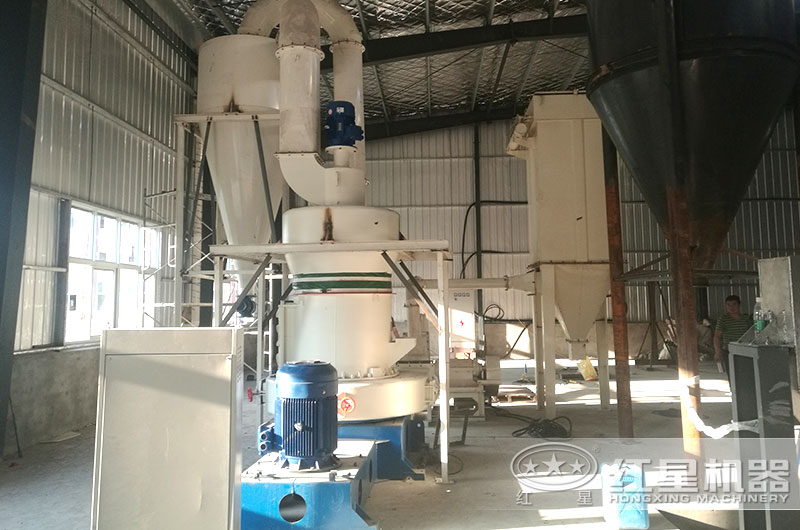 山西客戶磨粉生產(chǎn)現(xiàn)場圖