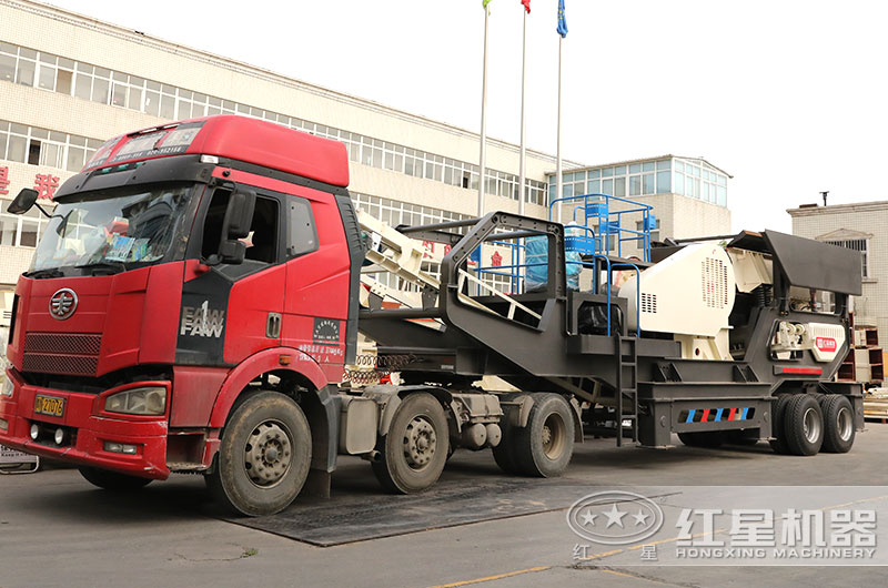 移動(dòng)式水泥塊破碎機(jī)持續(xù)發(fā)貨中