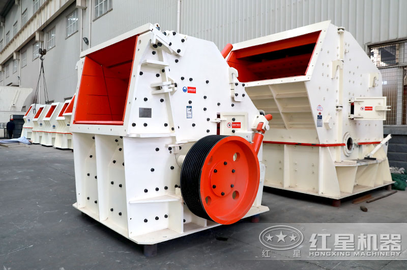 反擊式破碎機(jī)圖片 反擊式破碎機(jī)圖片