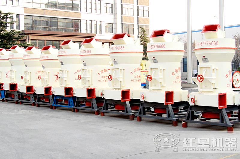 小型雷蒙磨粉機(jī)有現(xiàn)貨提供 小型雷蒙磨粉機(jī)有現(xiàn)貨提供