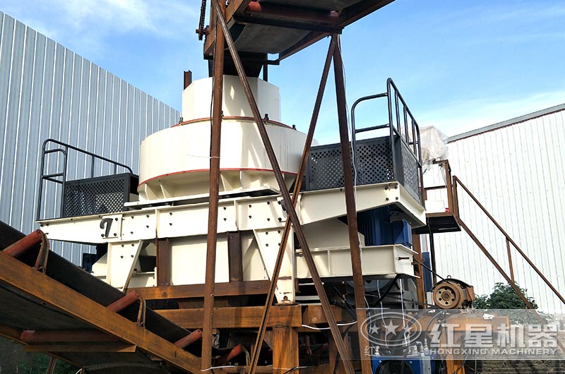 VSI系列立軸沖擊式破碎機(jī)作業(yè)現(xiàn)場(chǎng)圖