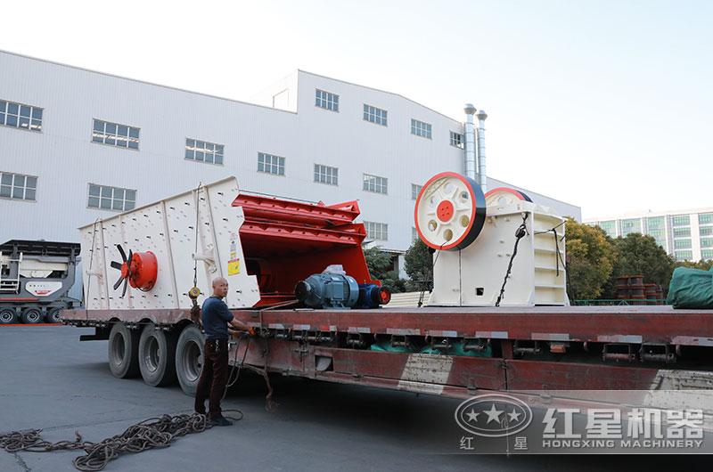 PE-150×250顎式破碎機(jī)設(shè)備發(fā)貨 PE-150×250顎式破碎機(jī)設(shè)備發(fā)貨