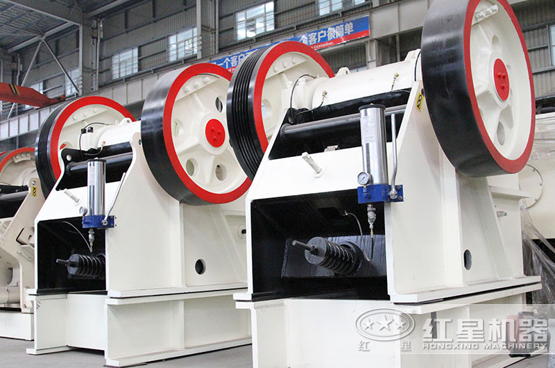 顎式破碎機(jī)，牢固可靠