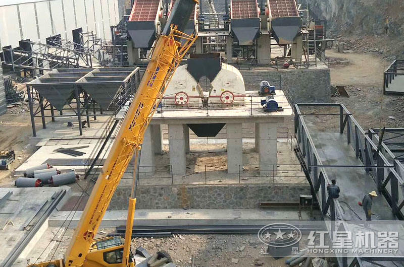 兩臺(tái)PCZ1615重錘式破碎機(jī)也可搭建日產(chǎn)6千噸的破碎生產(chǎn)線(xiàn)