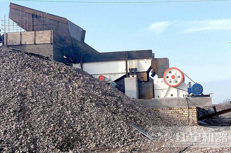 大石頭破碎機(jī)生產(chǎn)現(xiàn)場