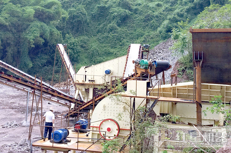 原煤破碎機(jī)生產(chǎn)現(xiàn)場