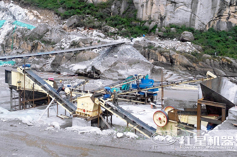 巖石制砂設(shè)備生產(chǎn)現(xiàn)場(chǎng) 巖石制砂設(shè)備生產(chǎn)現(xiàn)場(chǎng)