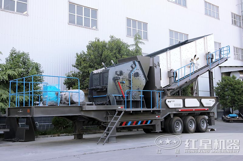 移動(dòng)反擊式破碎機(jī)